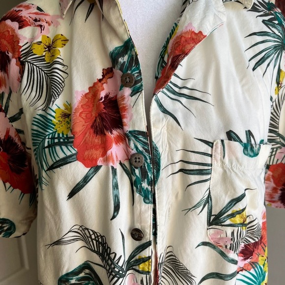 Men's Tropical Print Button Down Short Sleeve Shirt Hawaiian Resort Vacation - Picture 3 of 11